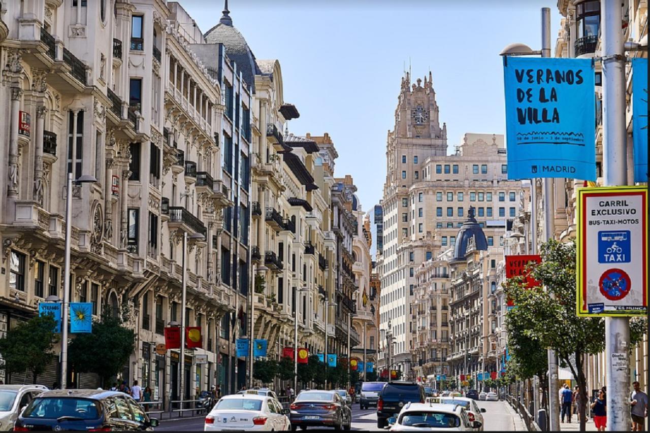 Atico Plaza Mayor - Vive La Esencia De La Ciudad Мадрид Екстер'єр фото